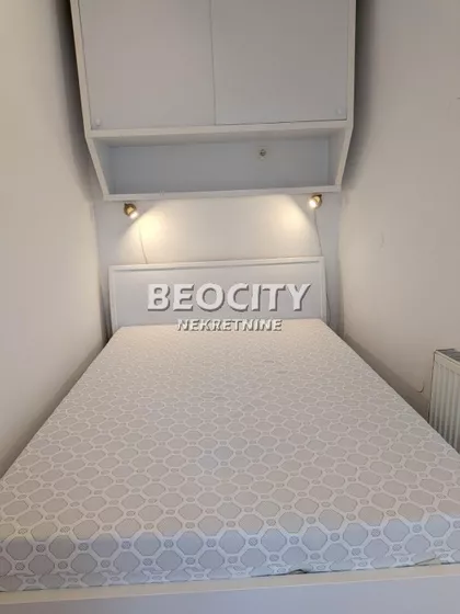 Gundulićeva | 4zida.rs