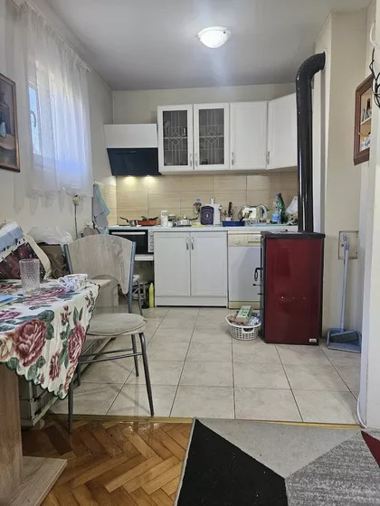 Mitrovačka | 4zida.rs