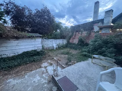 Svetosavska | 4zida.rs