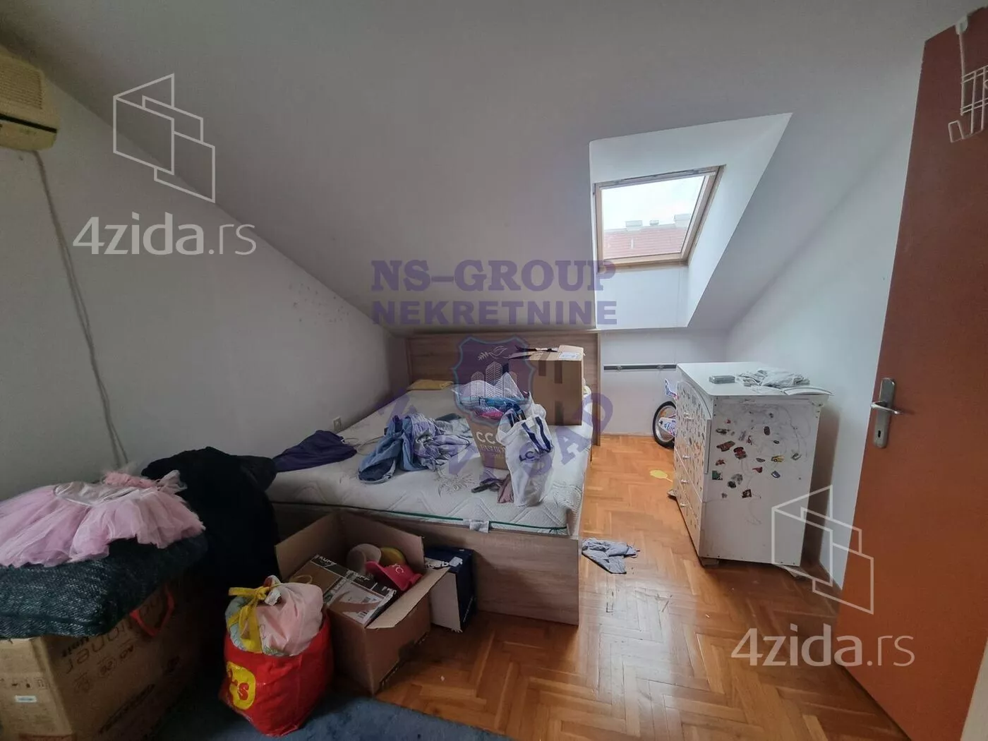 Šestosoban stan | 4zida