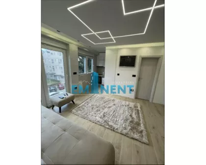 Vjekoslava Kovača | 4zida.rs