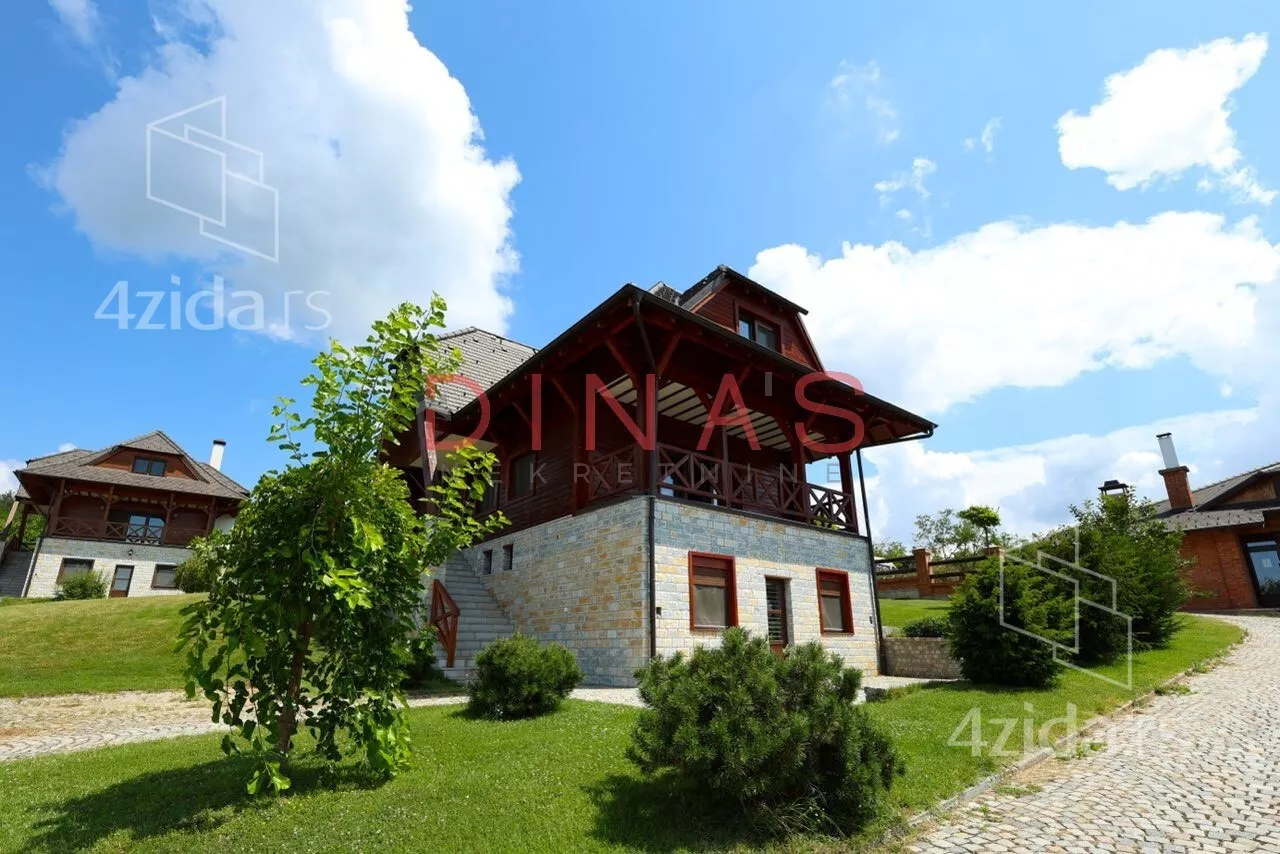 Kuća | 4zida