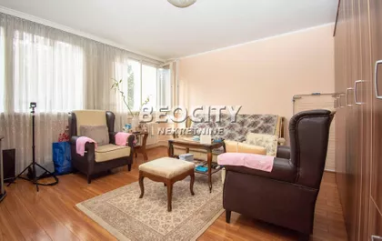 Ustanička | 4zida.rs