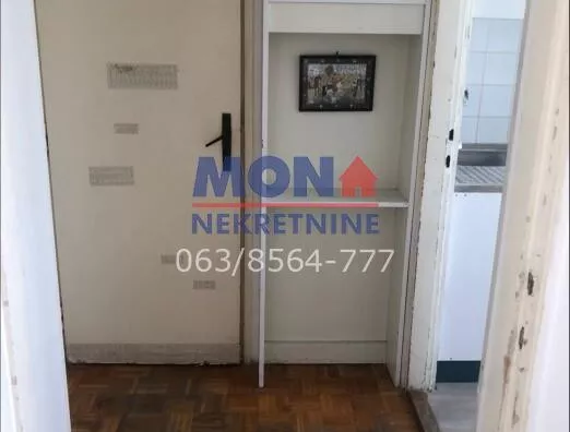 Šestosoban stan | 4zida