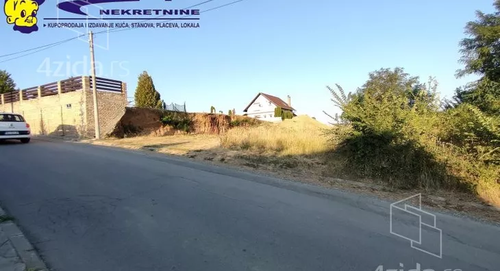 Plac | 4zida