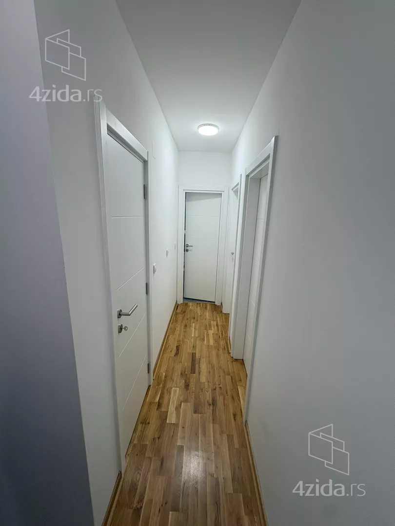 Beograd, Rakovica opština, Kneževac, Kraljice Jelene 18 - 3