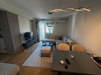 Heroja Maričića 45 | 4zida.rs