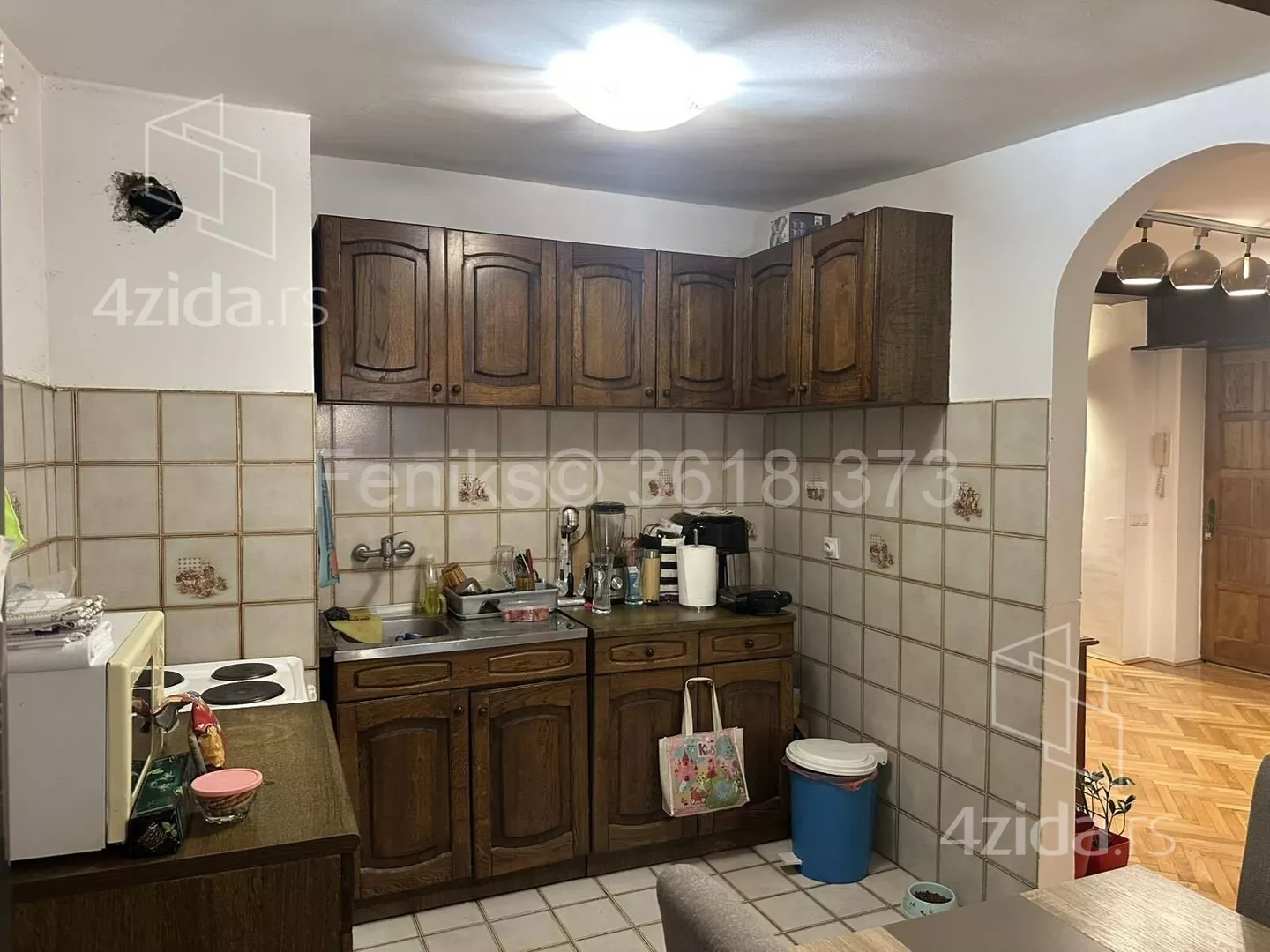 Troiposoban stan | 4zida