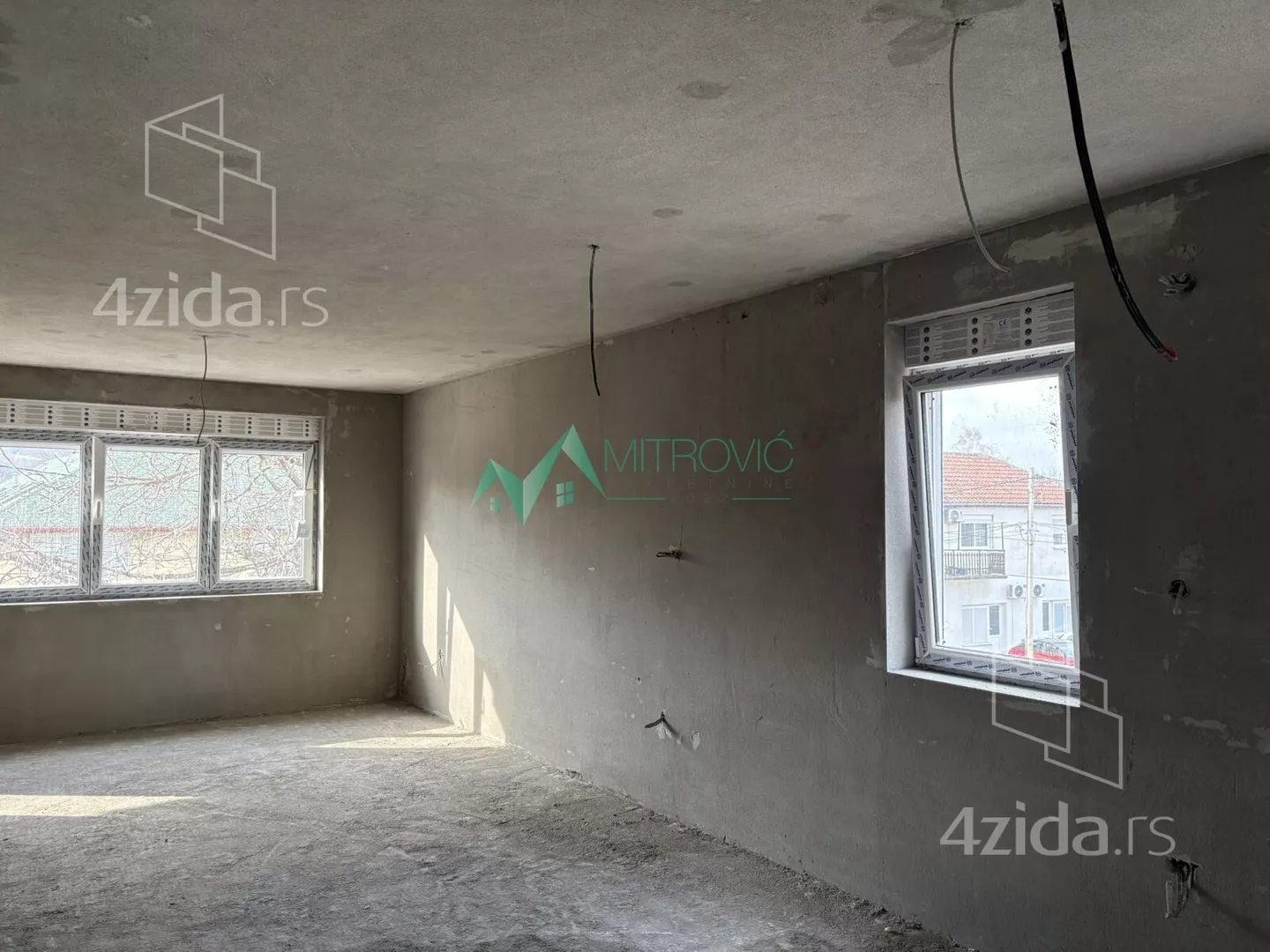 Petosoban stan | 4zida