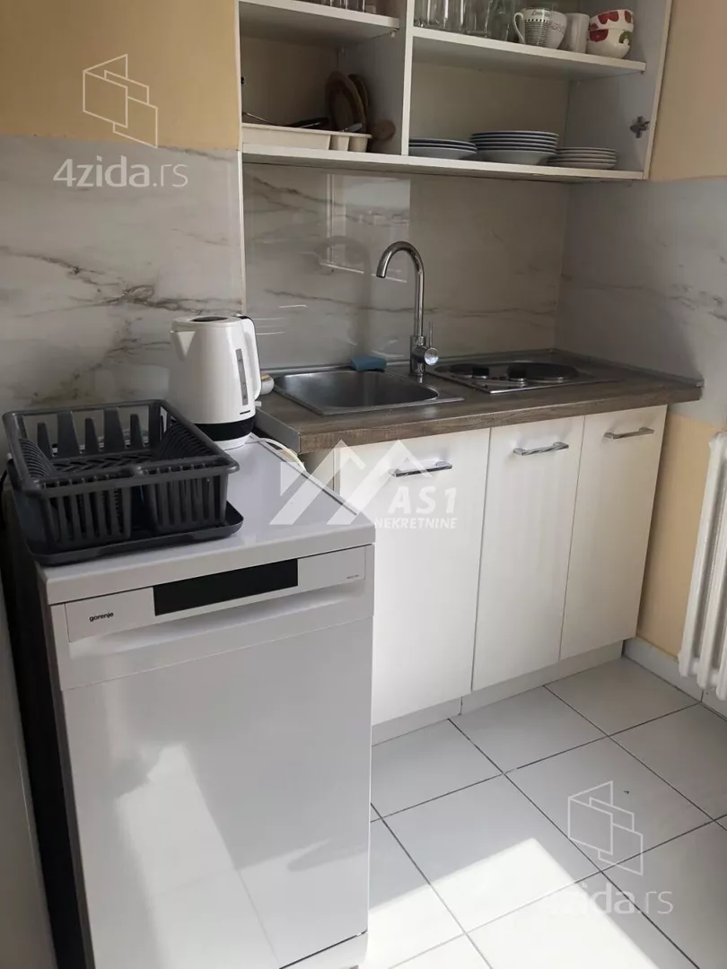 Garsonjera | 4zida