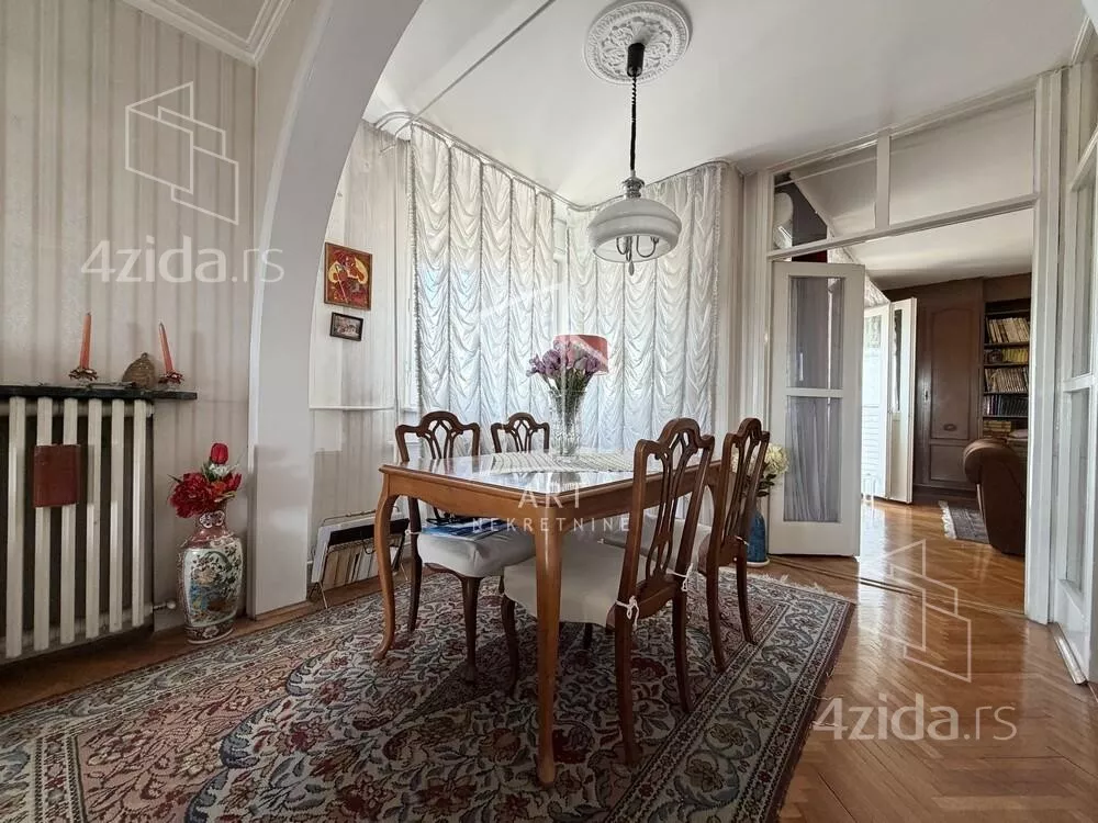 Četvoroiposoban stan | 4zida