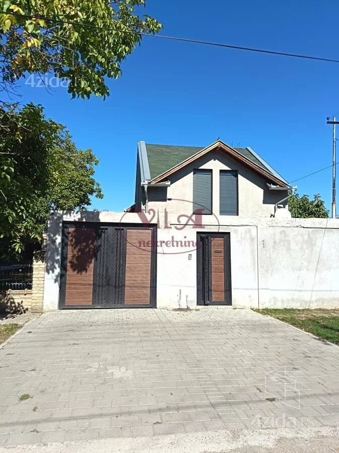 Kuća | 4zida
