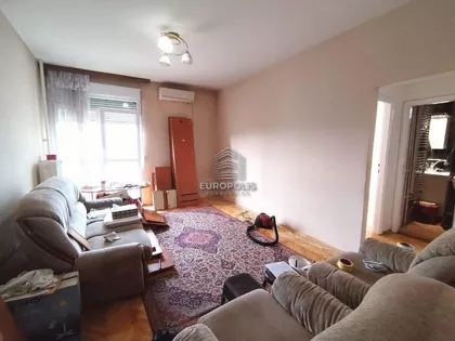 Ugrinovačka | 4zida.rs