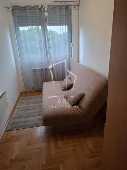 Bulevar Peka Dapčevića | 4zida.rs