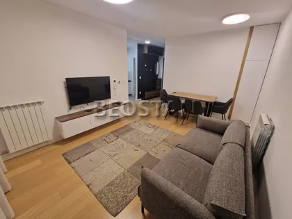 Tosin Bunar | 4zida.rs