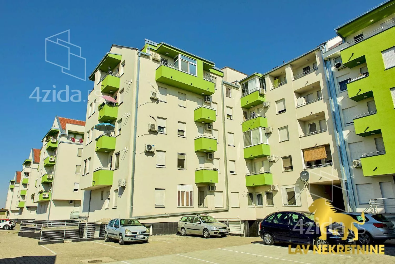 Garaža | 4zida