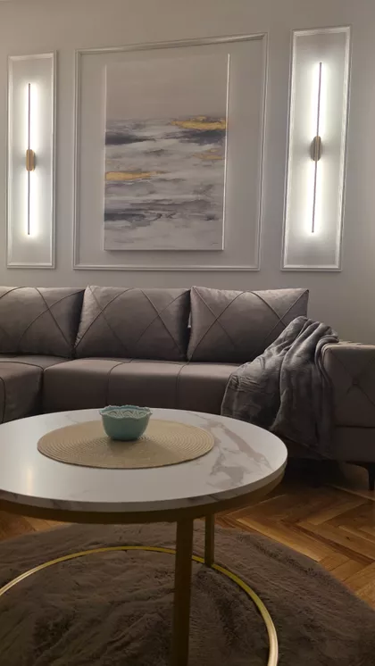 Žitni Trg 9 | 4zida.rs