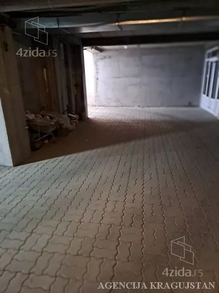 Garaža | 4zida