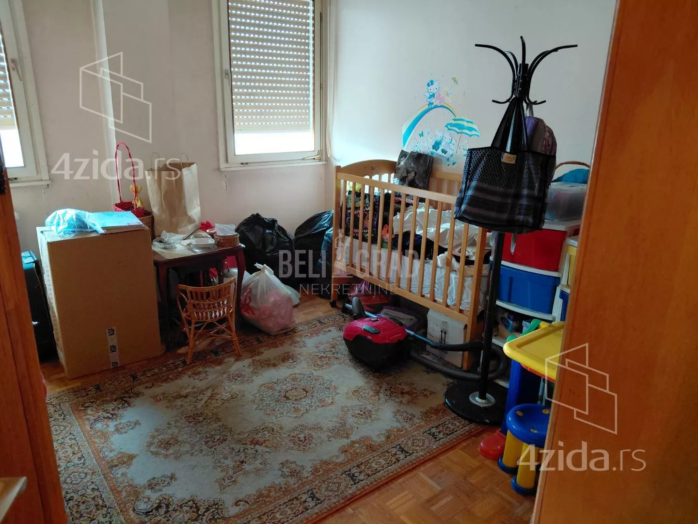 Troiposoban stan | 4zida