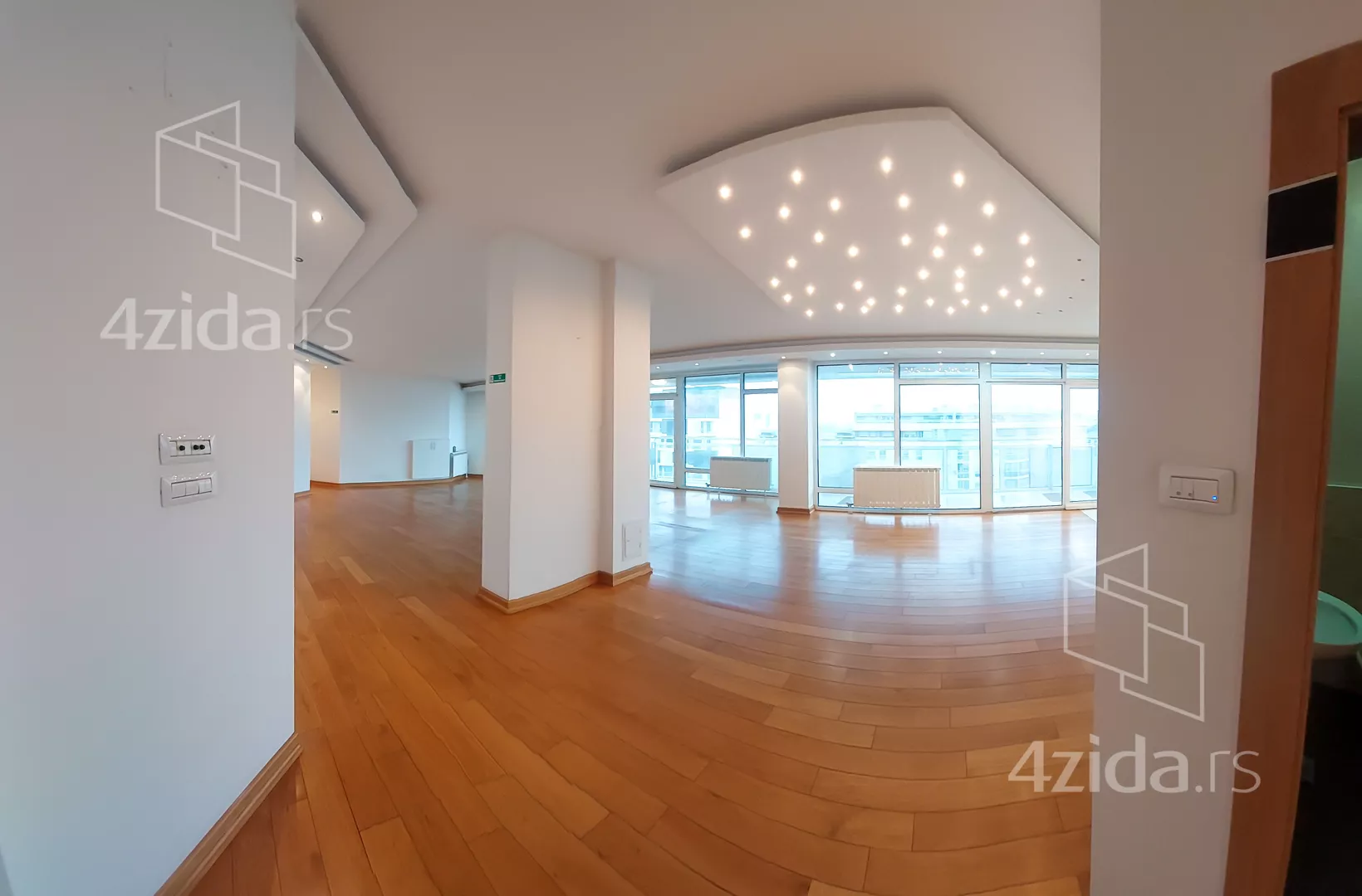 Petosoban stan | 4zida