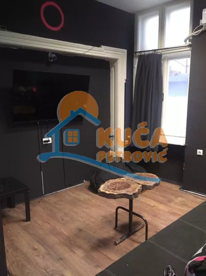 Obrenovićeva | 4zida.rs