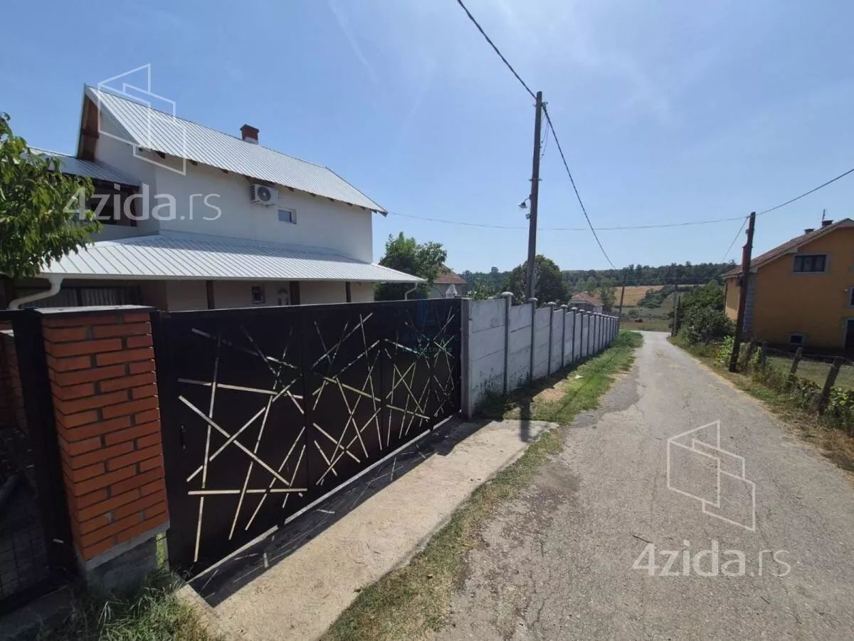 Kuća | 4zida
