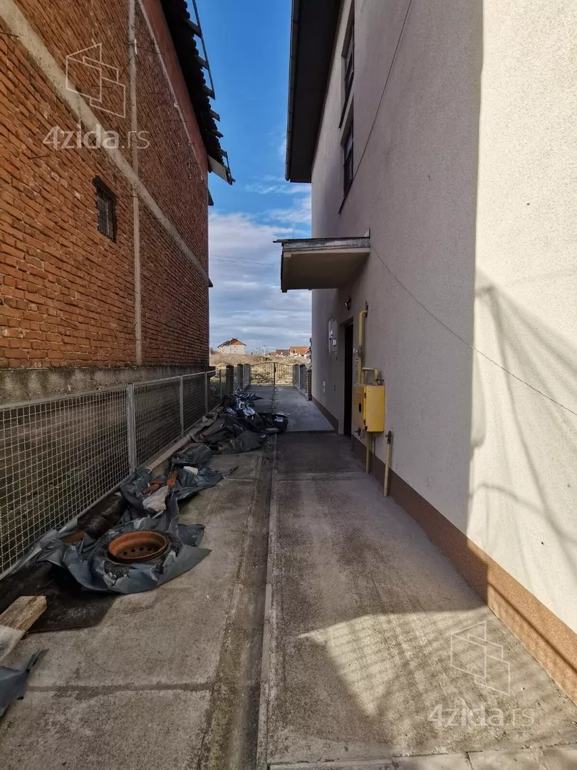 3-etažna kuća | 4zida