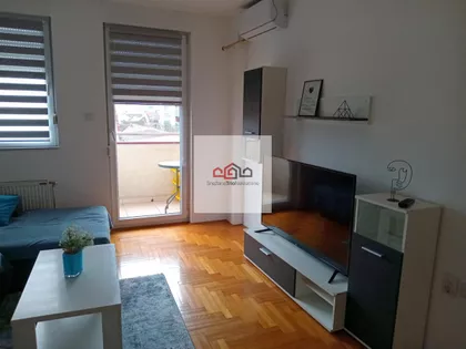 Socijalno | 4zida.rs