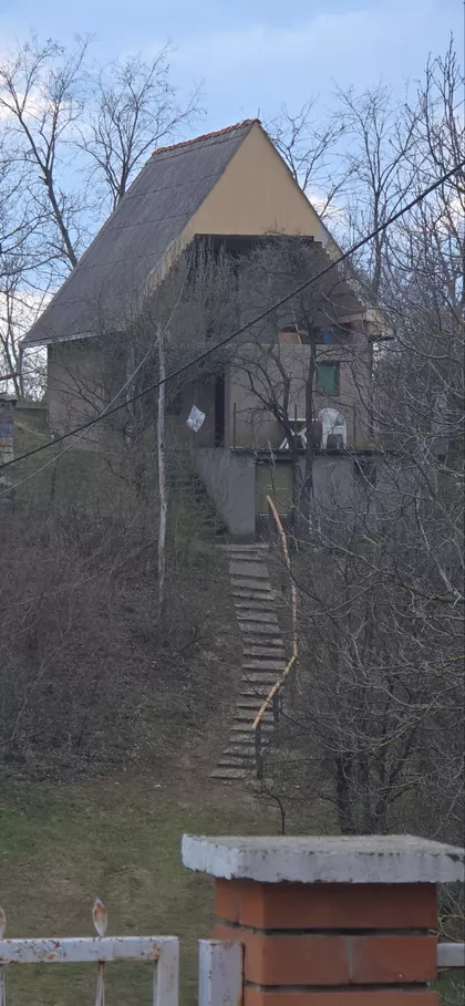 Zlatna Ruža bb | 4zida.rs