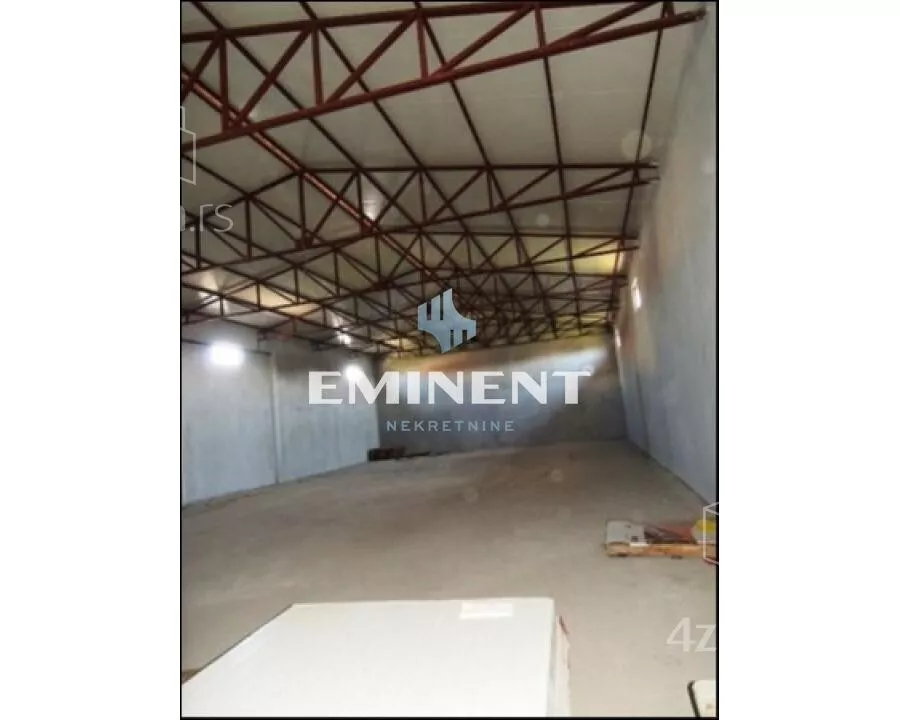 Poslovna zgrada | 4zida