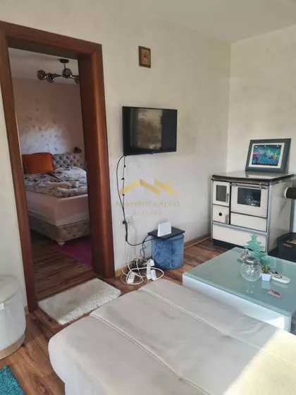 Okolne lokacije | 4zida.rs