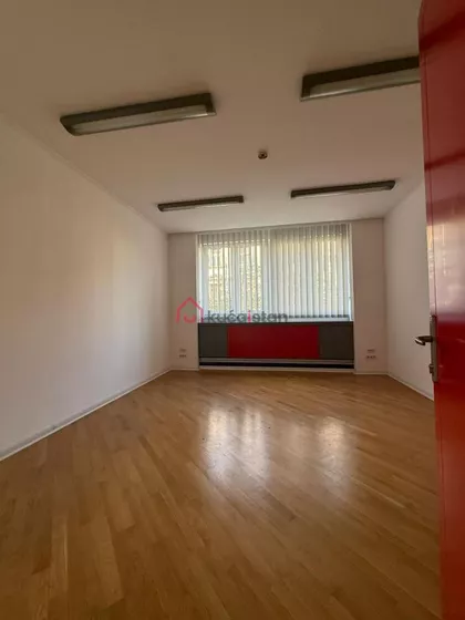 Trg Republike | 4zida.rs