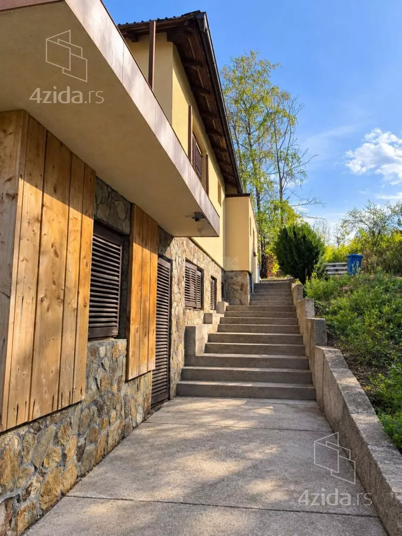 Kuća | 4zida