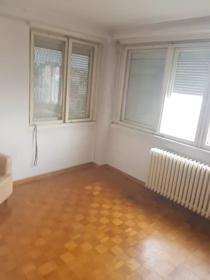Ustanička 61 | 4zida.rs