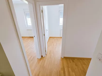 Ugrinovački Put 30 Deo 42 | 4zida.rs