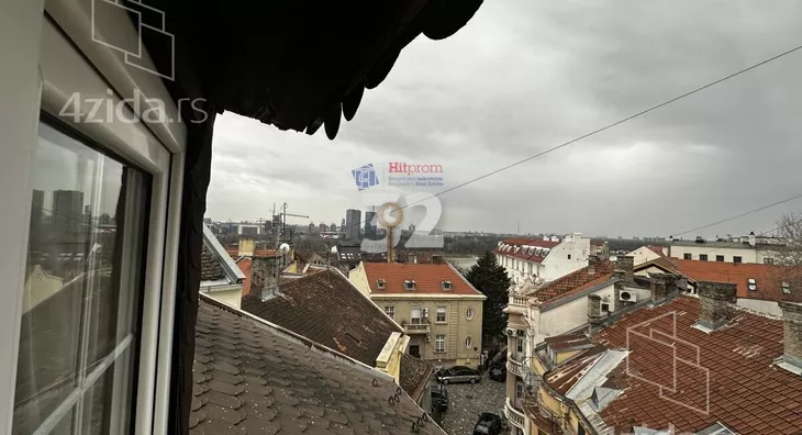 Četvoroiposoban stan | 4zida