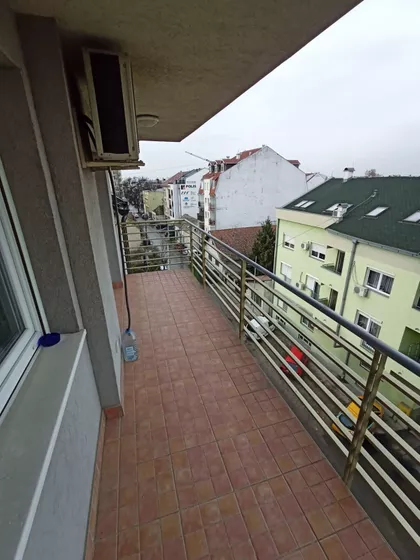 Jug Bogdana | 4zida.rs