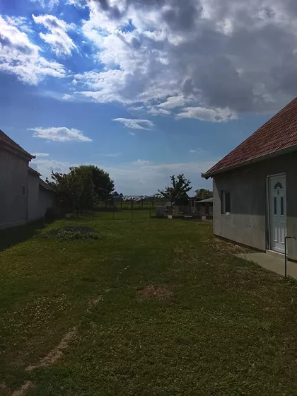 Jovana Vuksana 57 | 4zida.rs