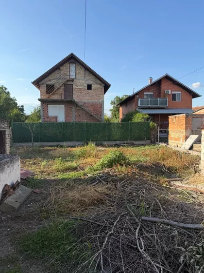 Arkadija Varađanina 33 | 4zida.rs