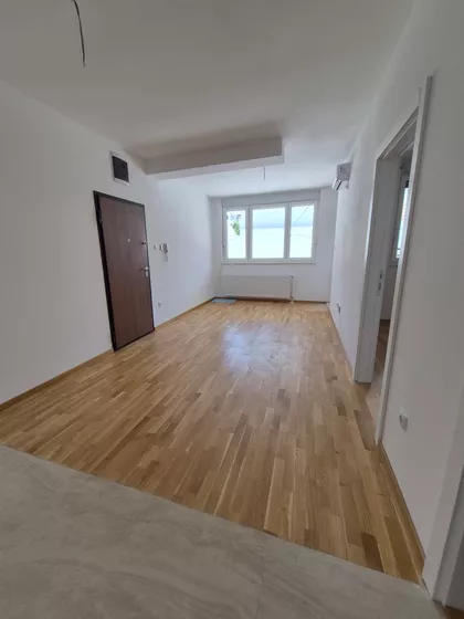 Južni Telep | 4zida.rs