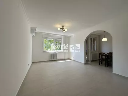 Dunavski kej | 4zida.rs