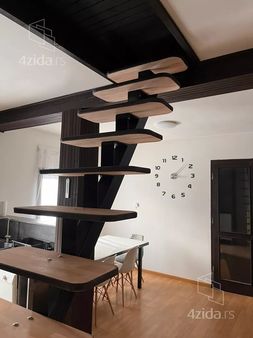 3-etažna kuća | 4zida