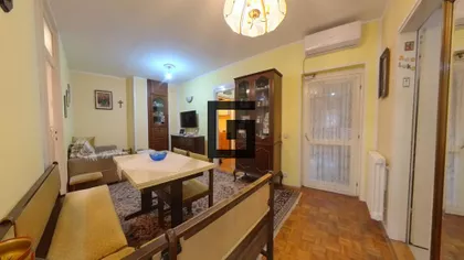 Ismeta Mujezinovića | 4zida.rs