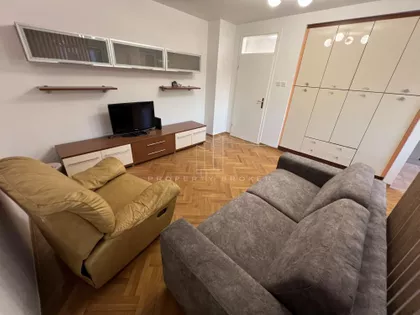 Skender Begova | 4zida.rs