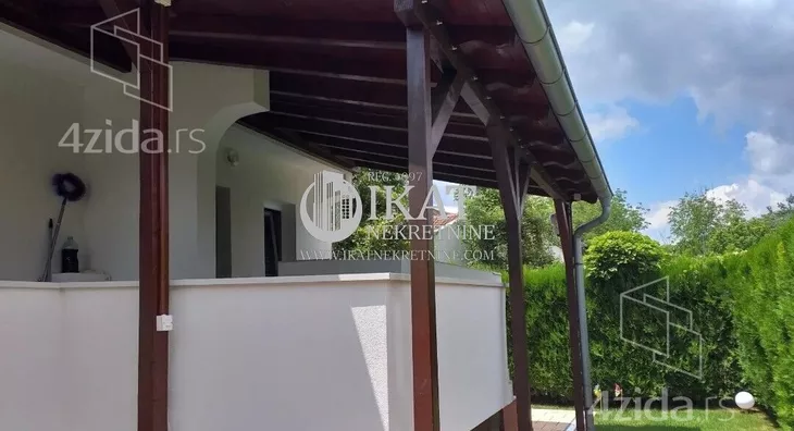 5-etažna kuća | 4zida