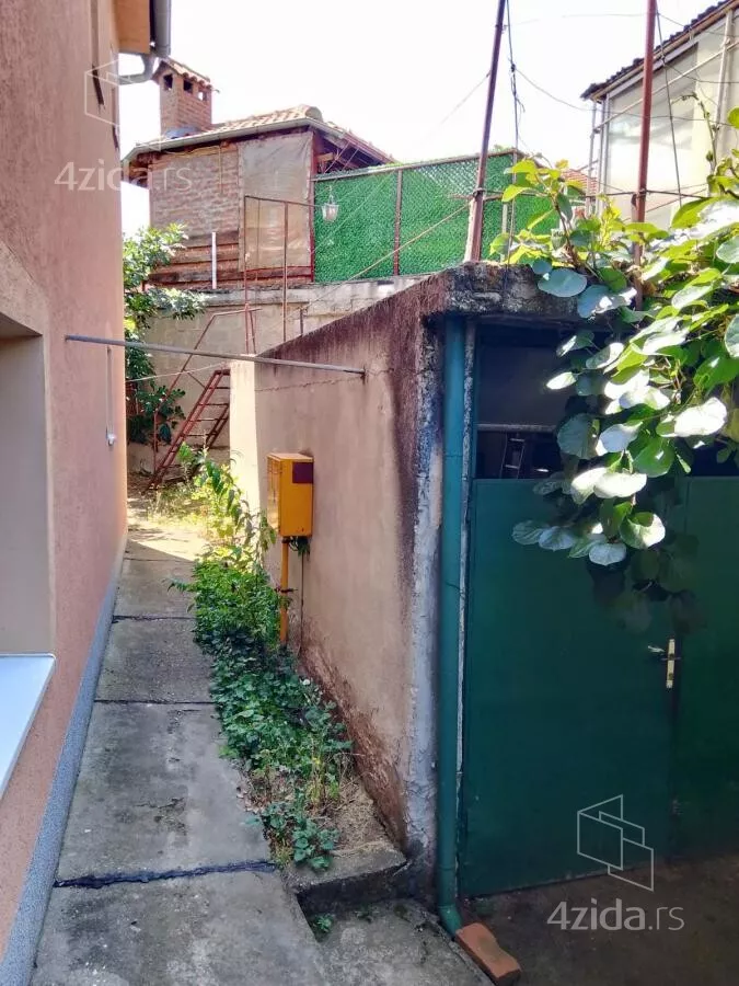 Kuća | 4zida