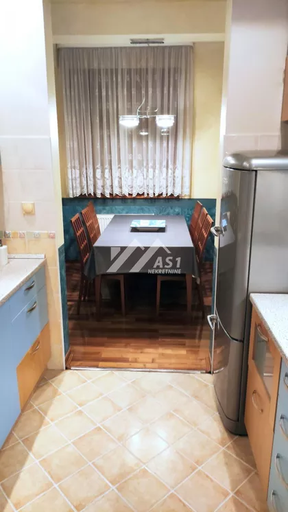 Kosančić Ivana | 4zida.rs