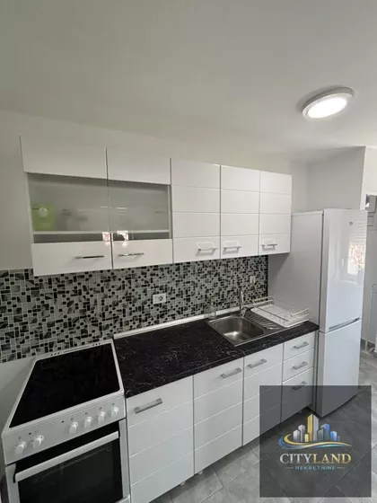 Dom Zdravlja | 4zida.rs