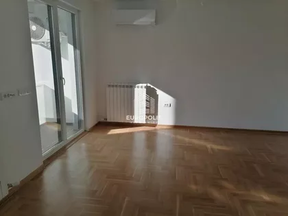 Milana Rakića | 4zida.rs