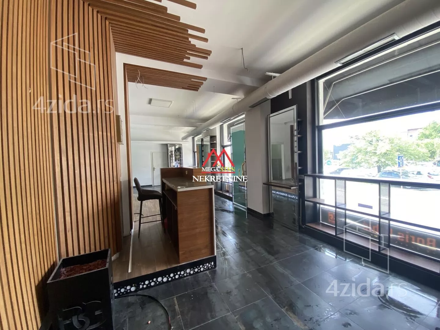 Poslovni prostor | 4zida